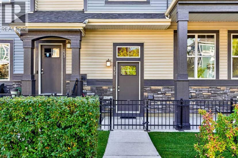 235 Mckenzie Towne Link SE — photo 35 of 40