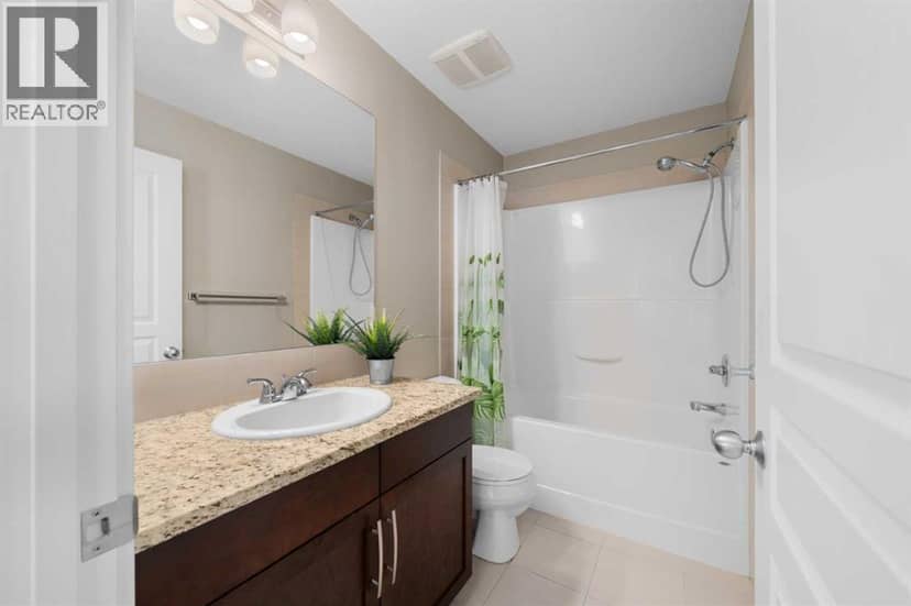 235 Mckenzie Towne Link SE — photo 27 of 40
