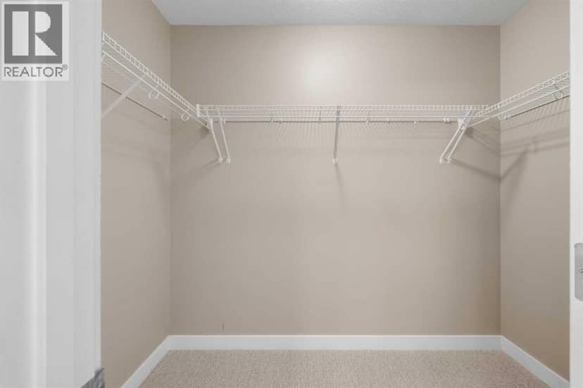 235 Mckenzie Towne Link SE — photo 24 of 40