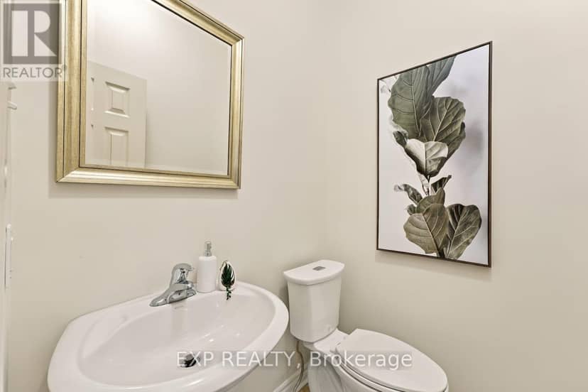 36 Saltzburg Crescent — photo 20 of 40