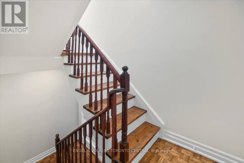TH18 - 100 Arbors Lane — photo 30 of 40