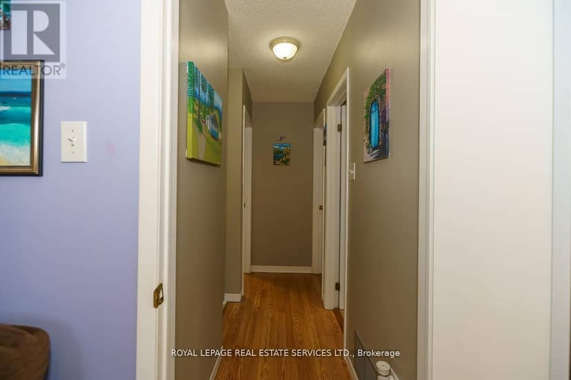 114 Elizabeth Street — photo 22 of 33