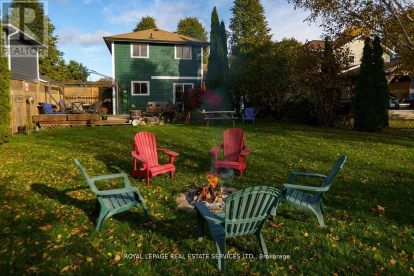 114 Elizabeth Street — photo 27 of 33