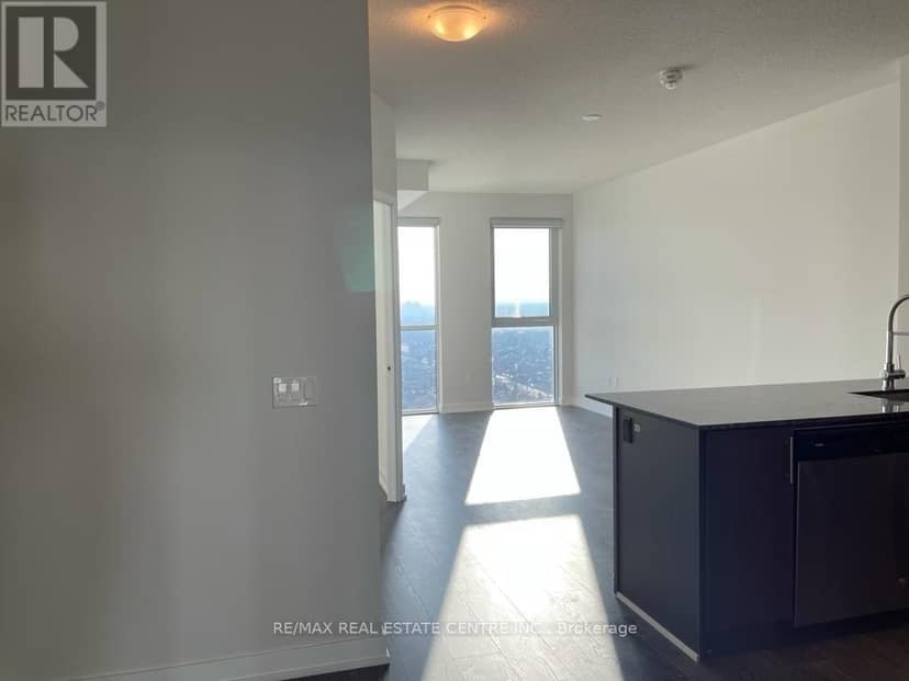 3021 - 4055 Parkside Village Drive, Mississauga, photo 4
