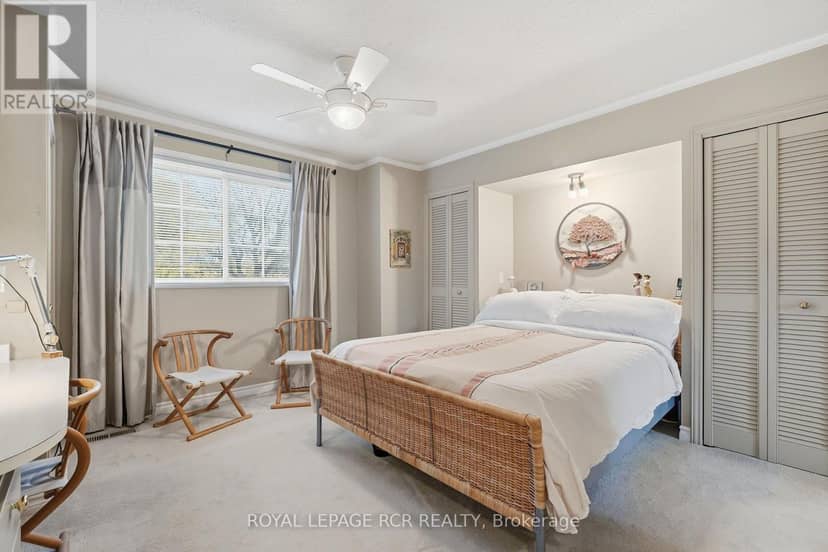 62 Wright Crescent — photo 21 of 40