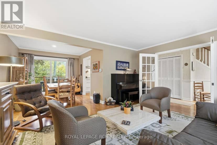 62 Wright Crescent — photo 7 of 40