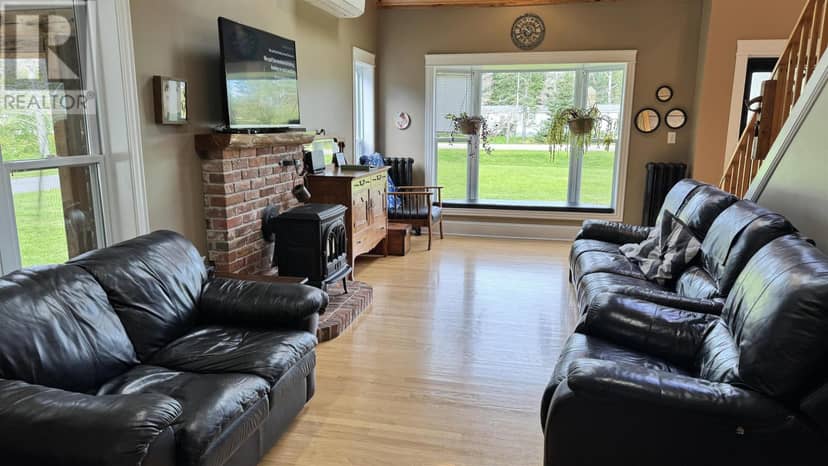 995 Pleasant Grove Road — photo 9 of 40