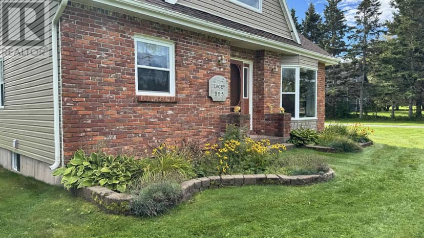 995 Pleasant Grove Road, York, photo 6