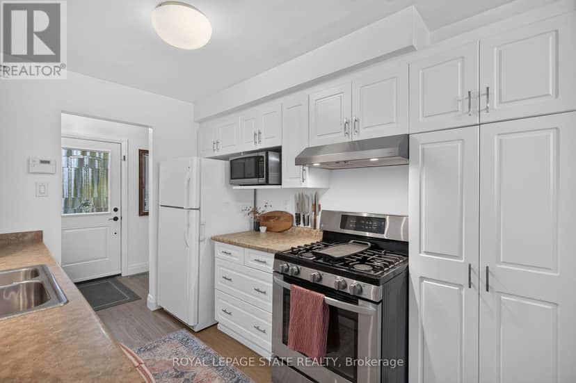 38 Southglen Road — photo 11 of 40