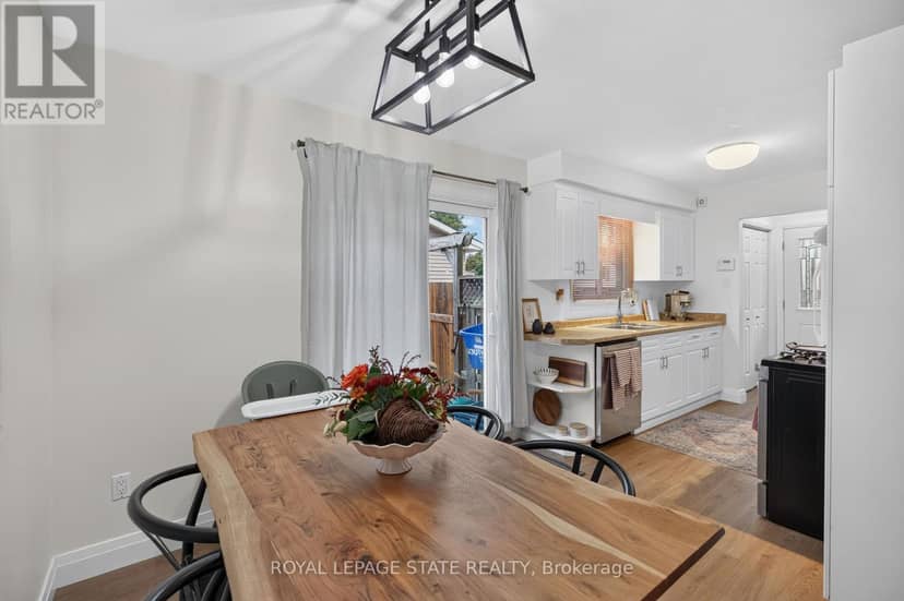 38 Southglen Road — photo 16 of 40
