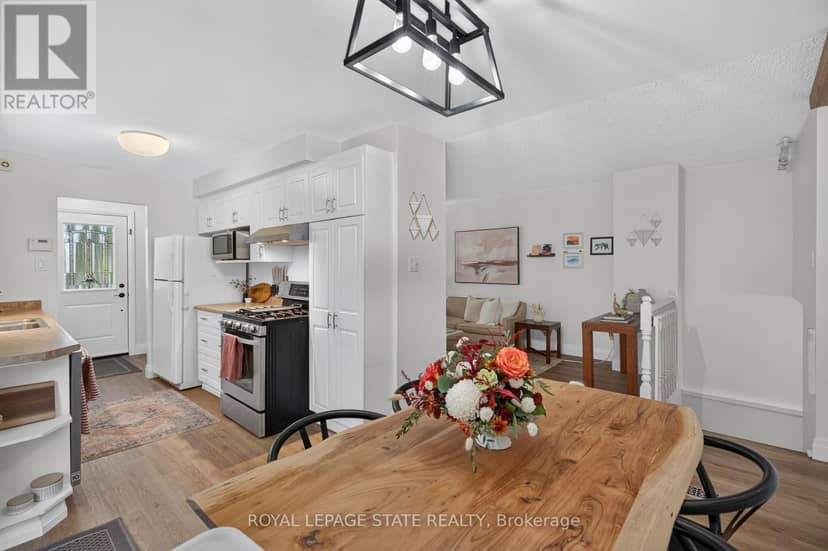 38 Southglen Road — photo 17 of 40