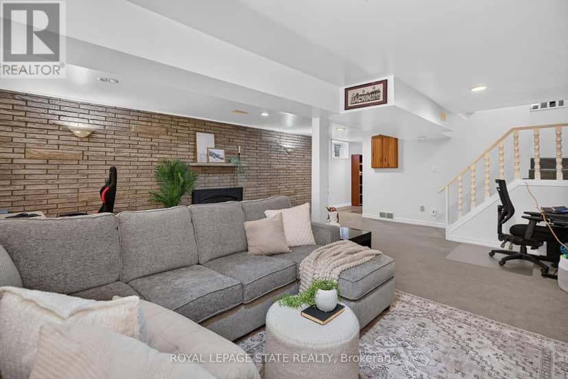 38 Southglen Road — photo 26 of 40