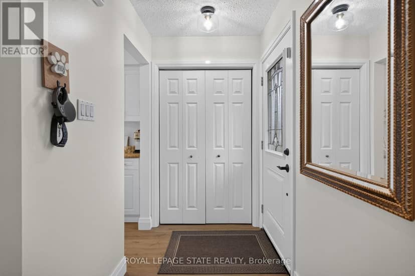 38 Southglen Road — photo 4 of 40