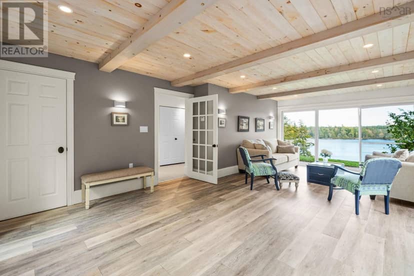267 Chalet Drive — photo 14 of 40