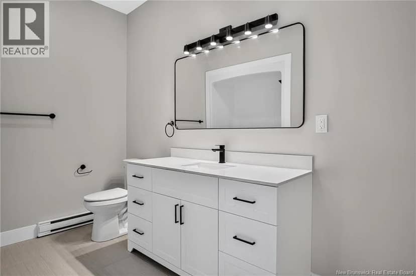 50 Oakhill Crescent — photo 9 of 40
