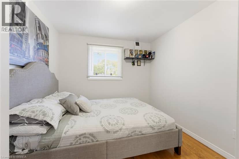 9 ONSLOW Court — photo 11 of 26