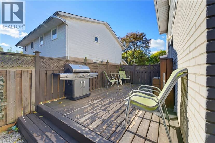 9 ONSLOW Court — photo 19 of 26