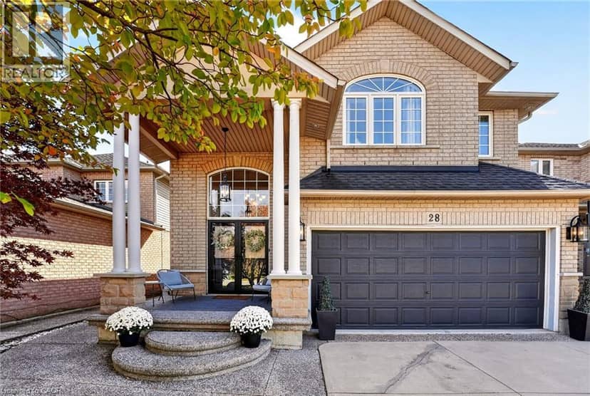 28 HOLKHAM Avenue — photo 1 of 40