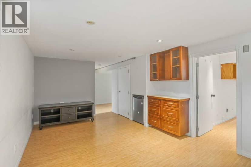 4125 51A Street — photo 15 of 39