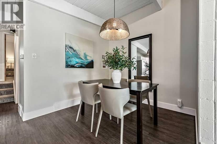 4421 Vissar Crescent NW — photo 13 of 36