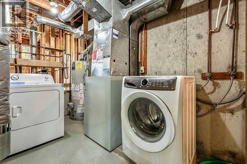 4421 Vissar Crescent NW — photo 31 of 36
