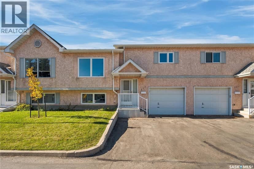 305 610 Perehudoff CRESCENT, Saskatoon, photo 2