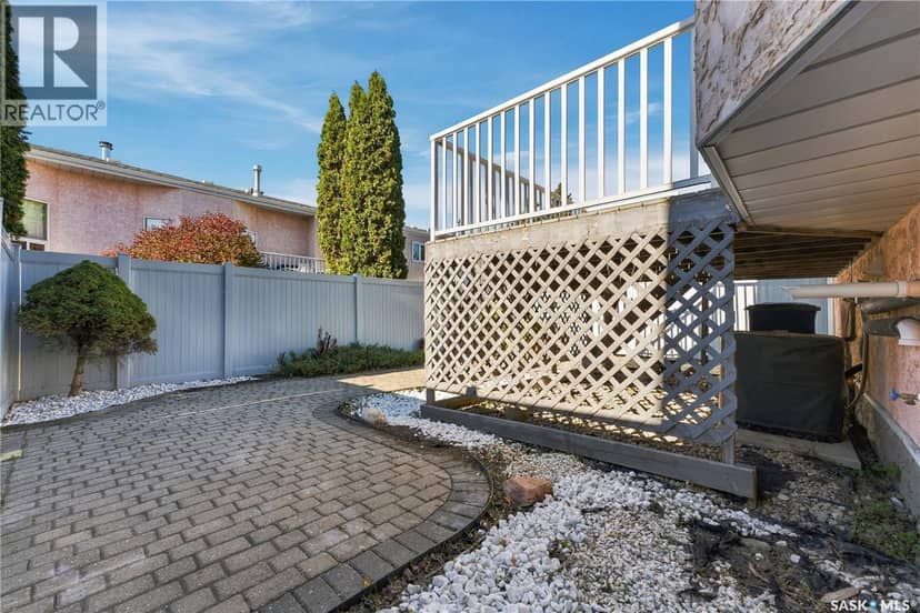 305 610 Perehudoff CRESCENT — photo 29 of 34