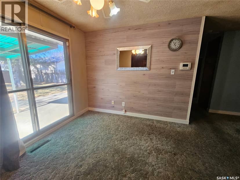 870 11th AVENUE NE, Swift Current, photo 7