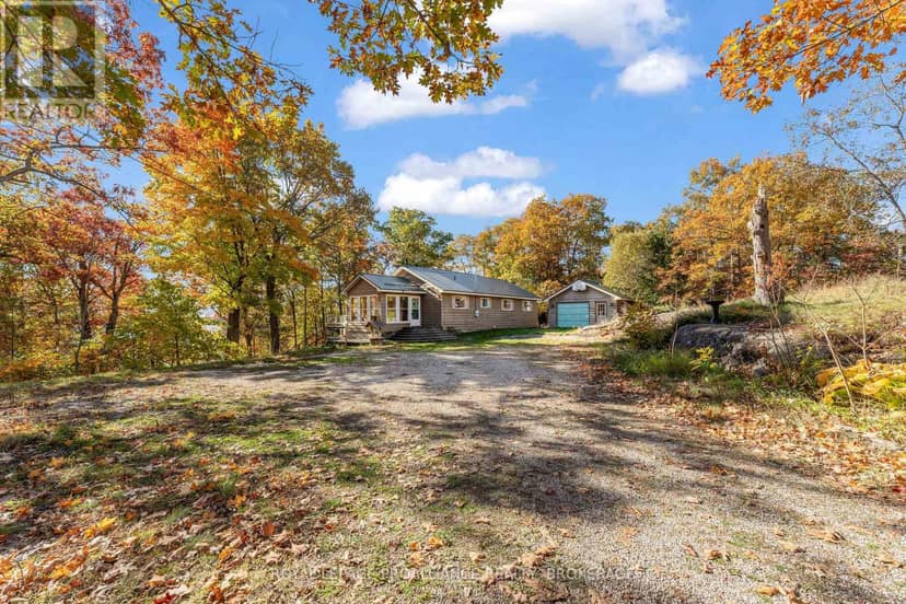 2089 Crow Lake Road, Frontenac, photo 2