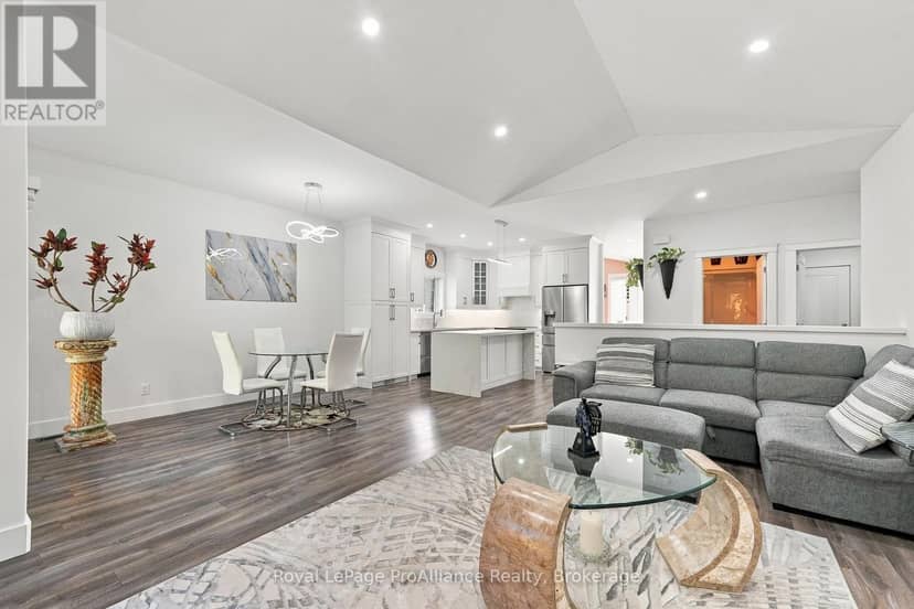 46 Birchmount Street — photo 20 of 40