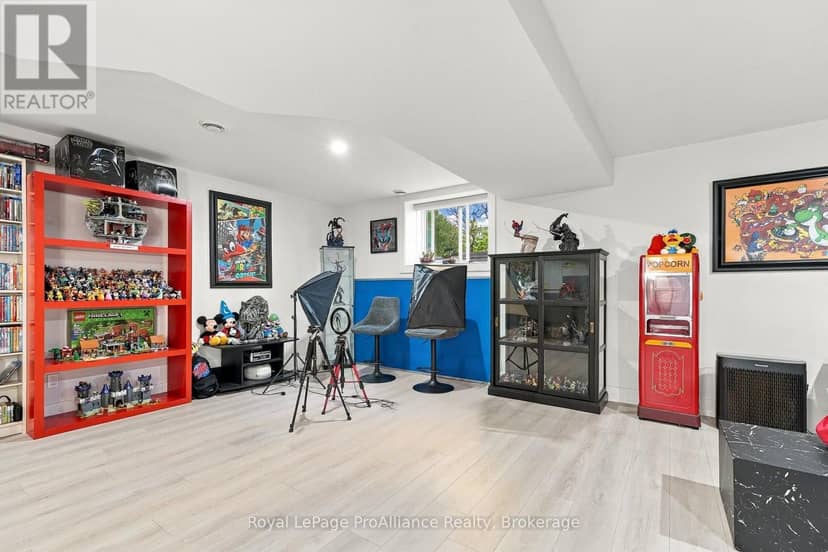 46 Birchmount Street — photo 31 of 40