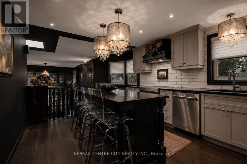 7 Northcrest Drive — photo 12 of 40