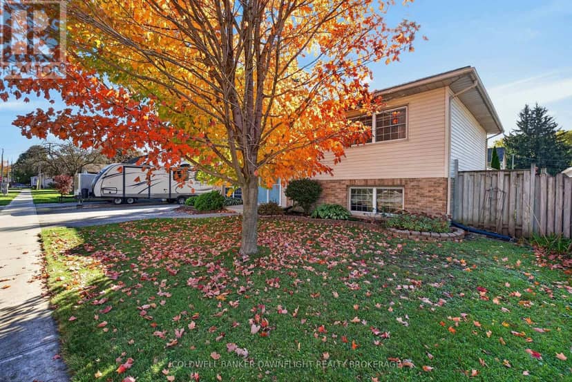 11 Hill Street, South Huron, photo 3