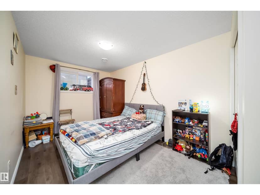 1126 36A AV NW — photo 33 of 40