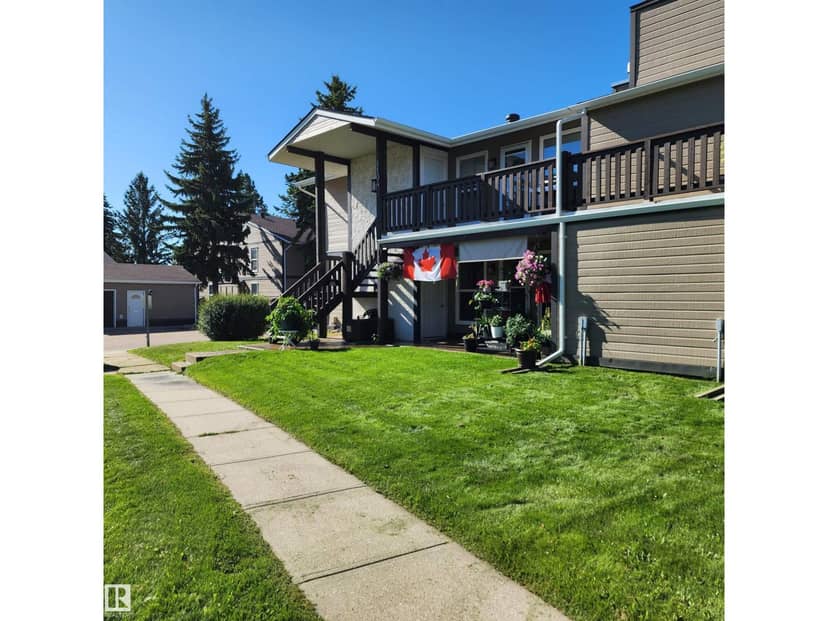 1102 Saddleback RD NW, Edmonton, photo 4