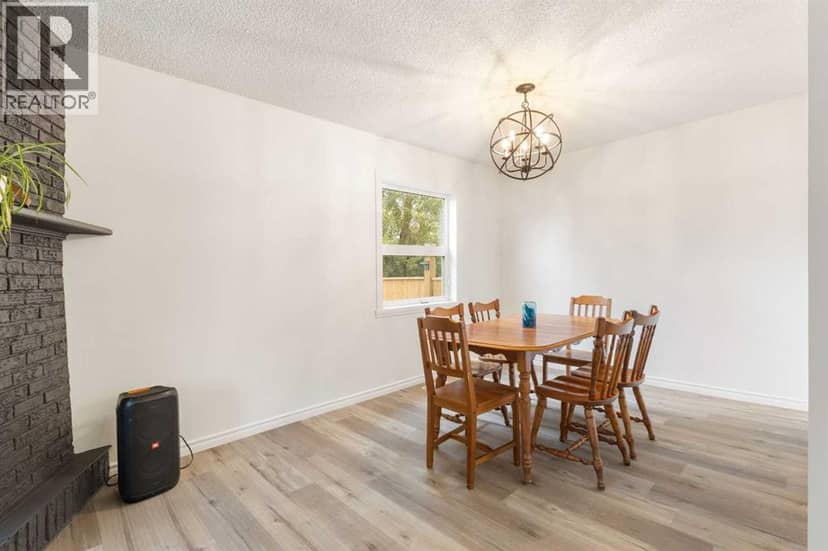 100 Marbrooke Circle NE — photo 13 of 39