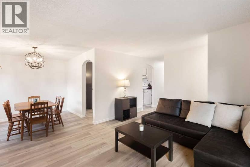 100 Marbrooke Circle NE, Calgary, photo 7