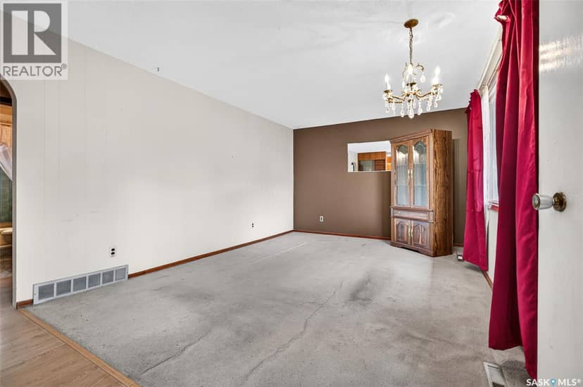 842 Grandview STREET W, Moose Jaw, photo 5
