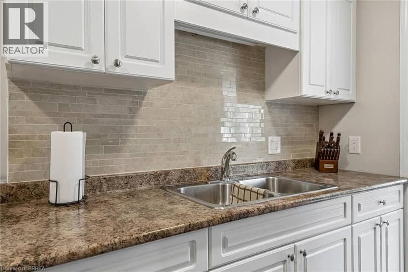 6 DEERFIELD Parkway — photo 12 of 32