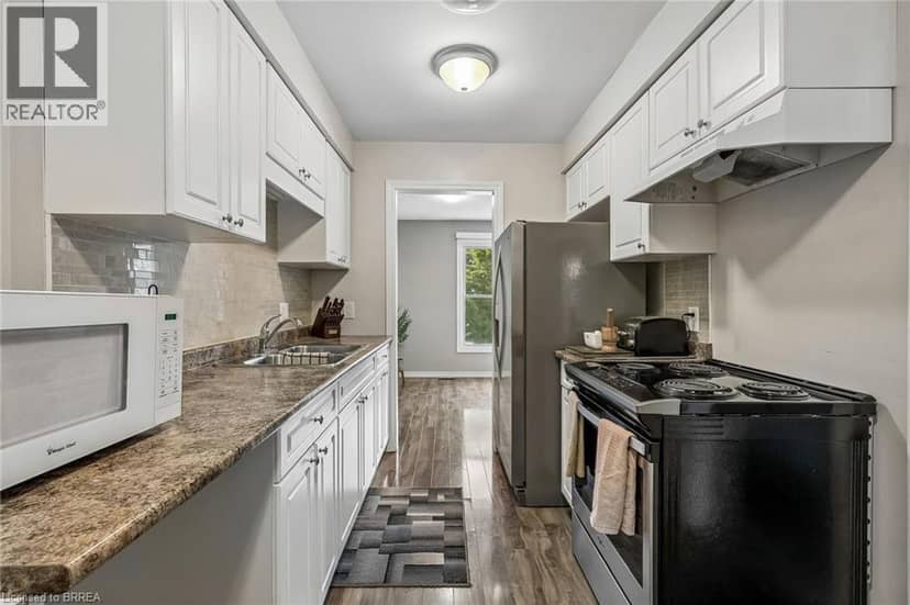 6 DEERFIELD Parkway — photo 11 of 32