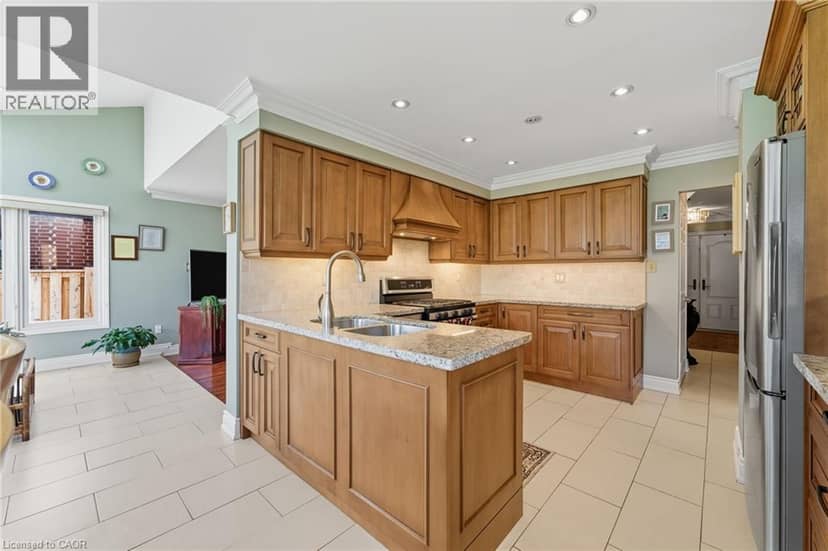 3043 VANDERBILT Road — photo 5 of 32