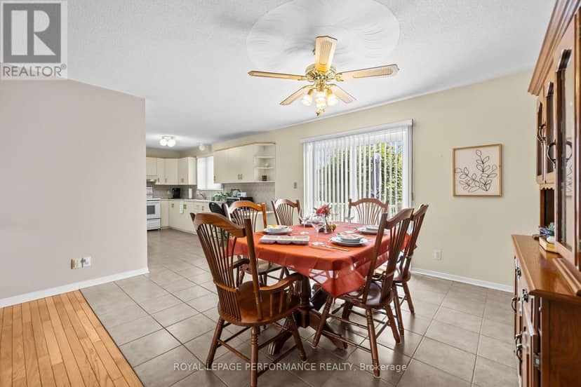 14 Albert Street — photo 11 of 40
