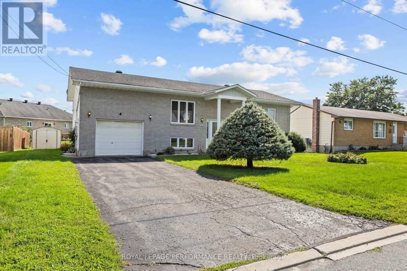 14 Albert Street, Casselman, photo 2