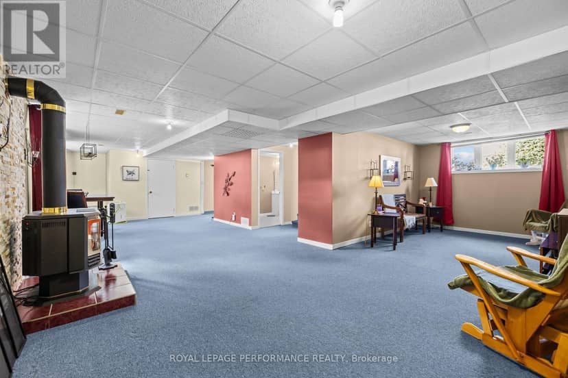 14 Albert Street — photo 27 of 40