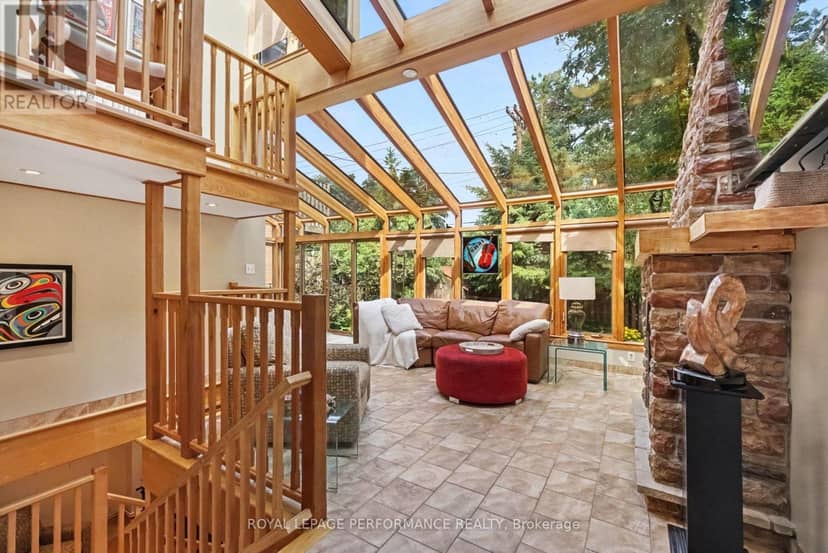 171 Powell Avenue, Ottawa, photo 2