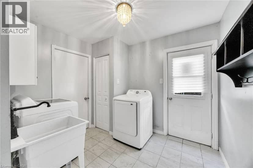 39 LINDA Drive — photo 18 of 40