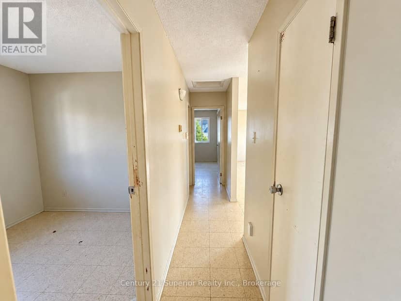 107 Simon Street — photo 20 of 36