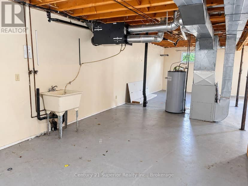 107 Simon Street — photo 27 of 36