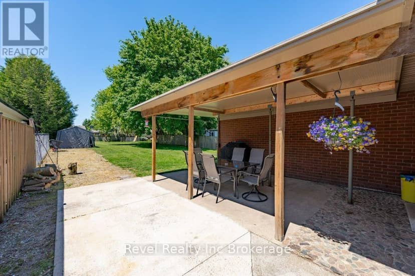 355 Oxford Avenue — photo 35 of 40