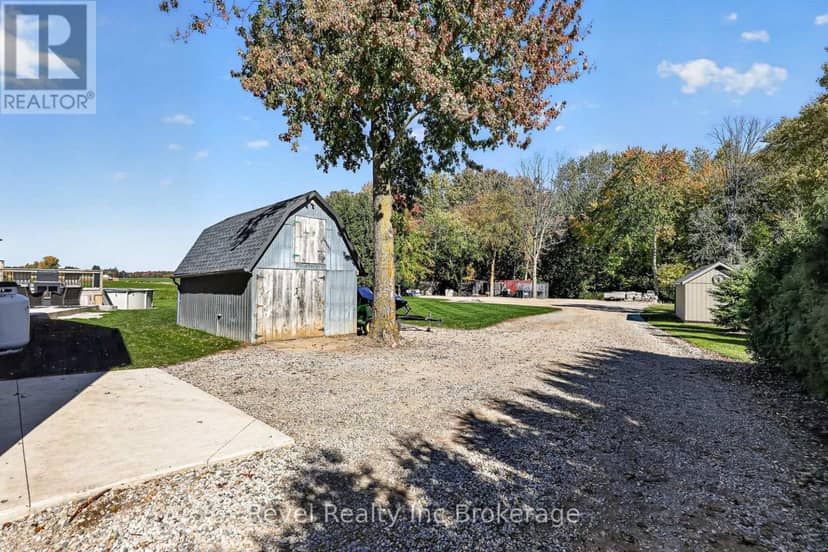 314872 31st Line — photo 10 of 40